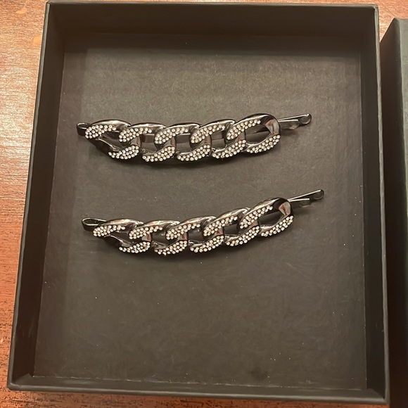 Kitsch x Justine Marjan XL Rhinestone Chain Bobby Pin Set - Picture 6 of 7